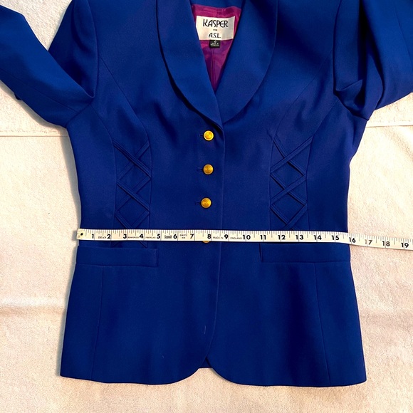 - Kasper Suit fully lined unique jacket design Size 4 - Picture 10 of 15